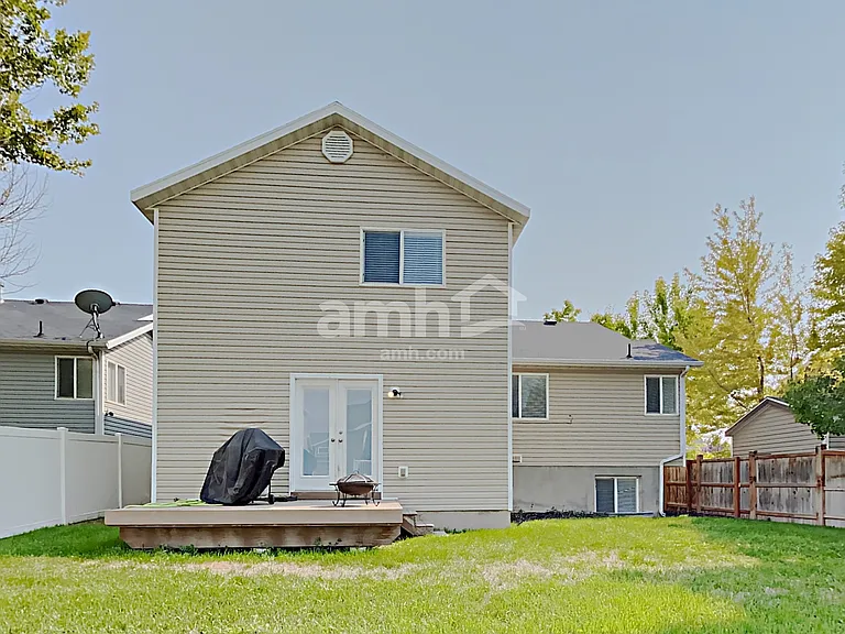 282 W Bricker Dr — Photo 23