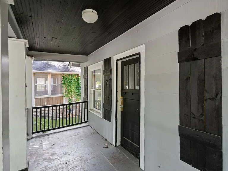 8102 Highland Ave — Photo 31