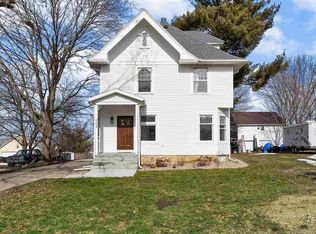 604 E Oak St, Mechanicsville, IA 52306