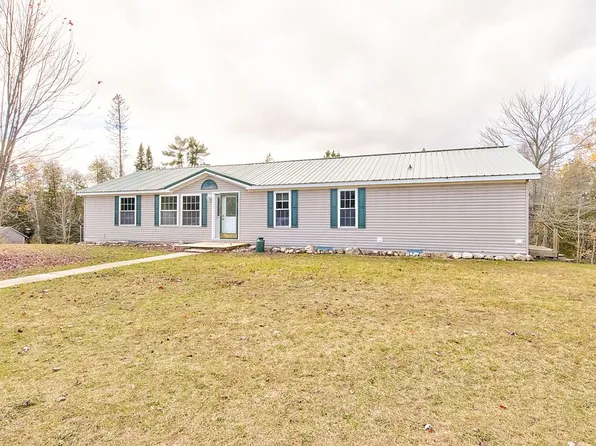 W7642 Sinkler Ln, Stephenson, MI 49887