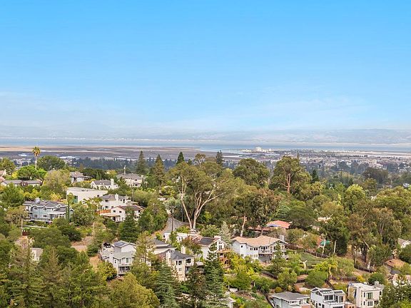5th image of 000 Lakeview Way