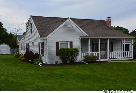 3rd image of 38 Crestview Dr