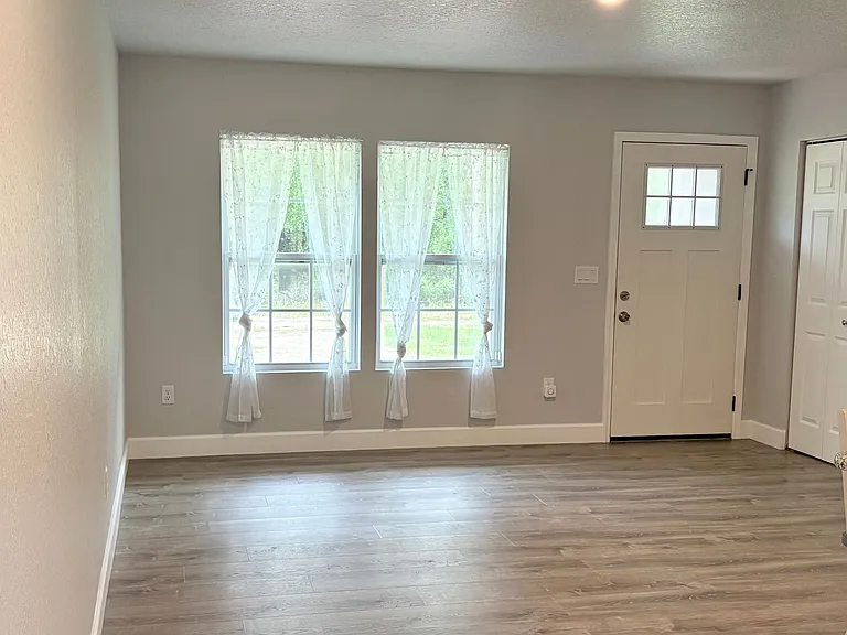 9850 NE 69th Pl — Photo 11