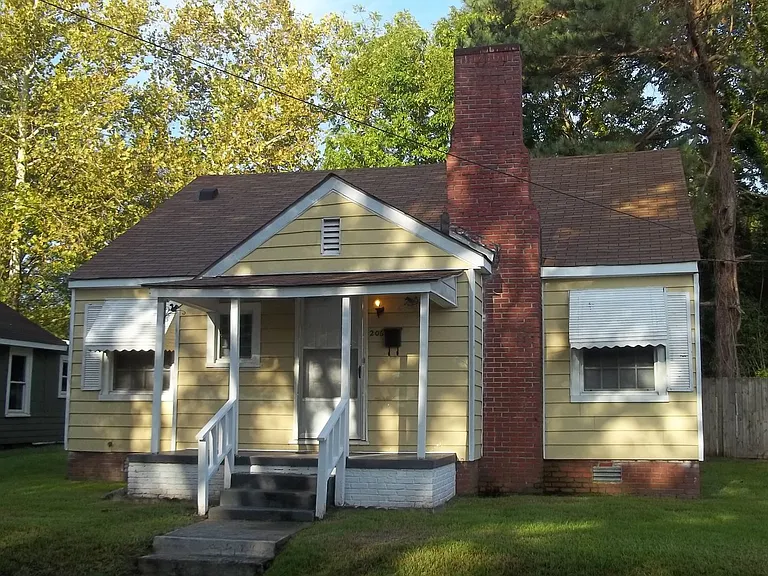 206 Hudson St — Photo 16