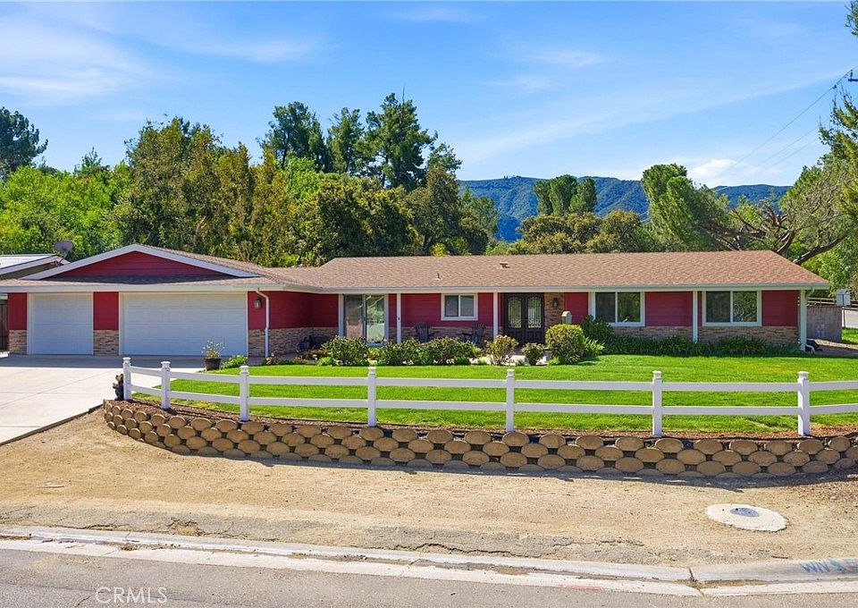 1st image of 15870 Silver Star Ln