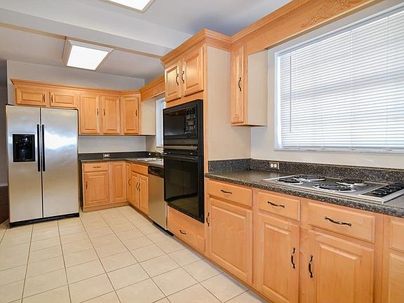 4th image of 6359 21st Ave N
