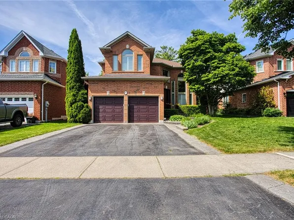 5 Shetland Dr, Hamilton, ON L8B 0N9