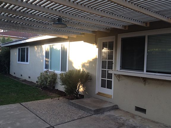 4th image of 6252 Squiredell Dr