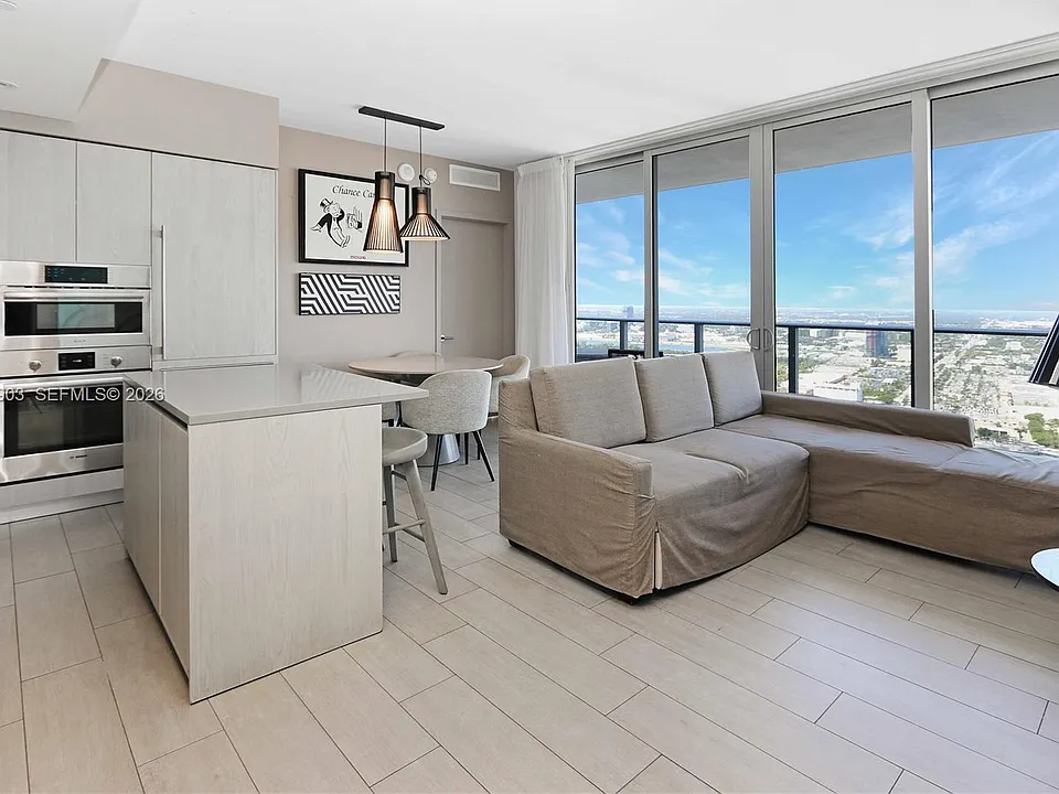 4010 S Ocean Dr #T4004