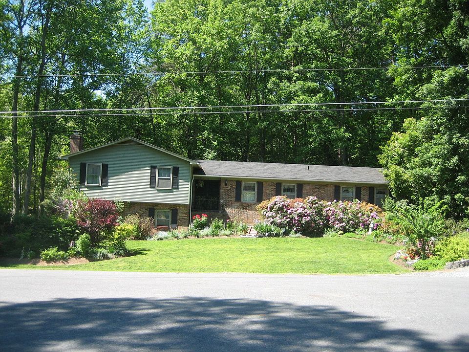 100 Portugal Cove