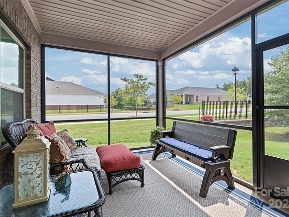 5th image of 9329 Dunwich Dr