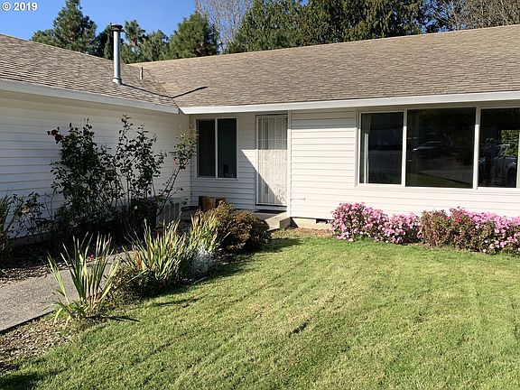 2nd image of 10505 SW Clydesdale Pl