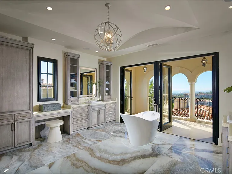 3 Del Mar — Photo 30
