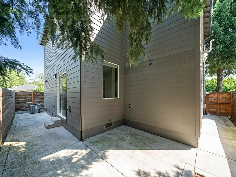 6509 SE 62nd Ave — Photo 25