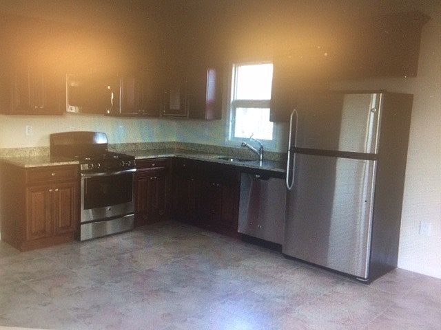 2nd image of 1034 Annadale Rd