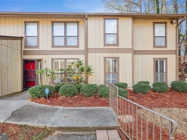 1004 Woodcliff Dr, Sandy Springs, GA 30350