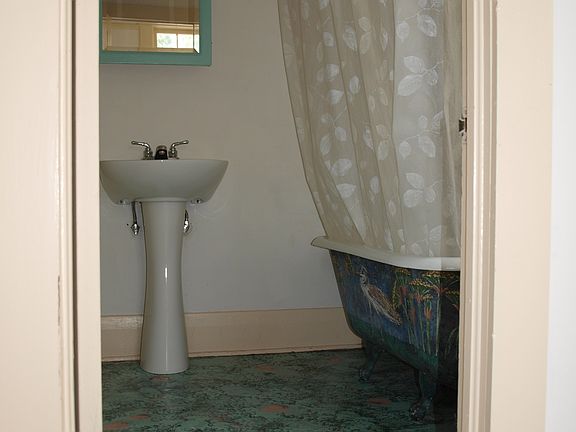 Upstairs Bath