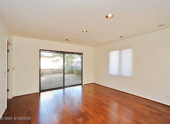 5th image of 1451 Calais Cir #1451