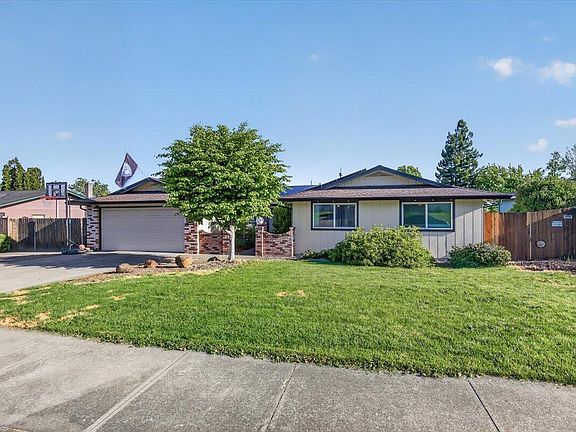 2nd image of 2573 Eaton Dr