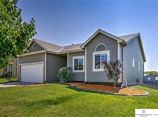 2603 Winding River Dr, Bellevue, NE 68123