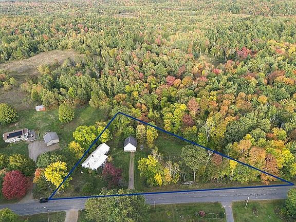 3rd image of 559 Abbott Road