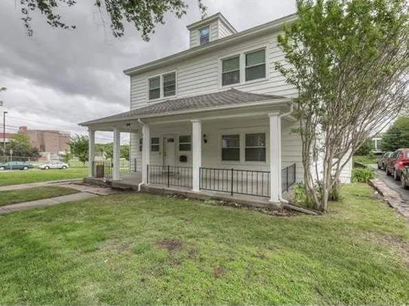 4007 McGee St, Kansas City, MO 64111