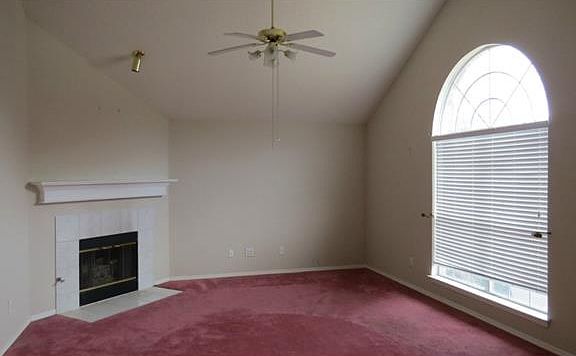 4th image of 4113 Creekmeadow Dr