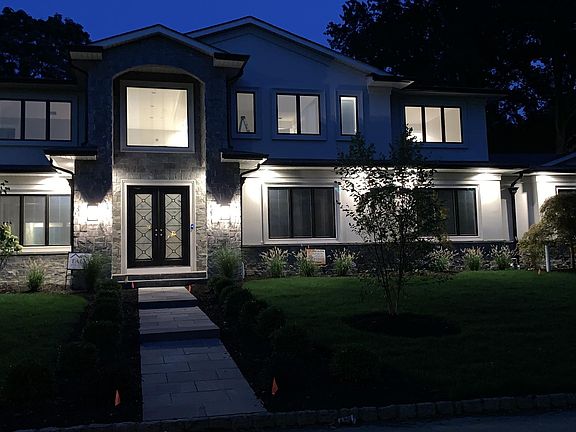 4th image of 18 Kenilworth Dr