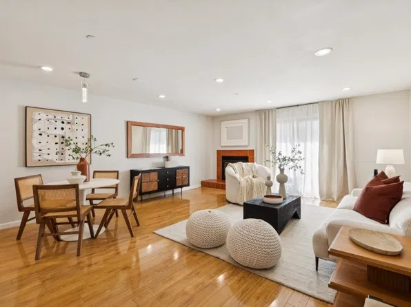 4157 El Camino Way APT E, Palo Alto, CA 94306