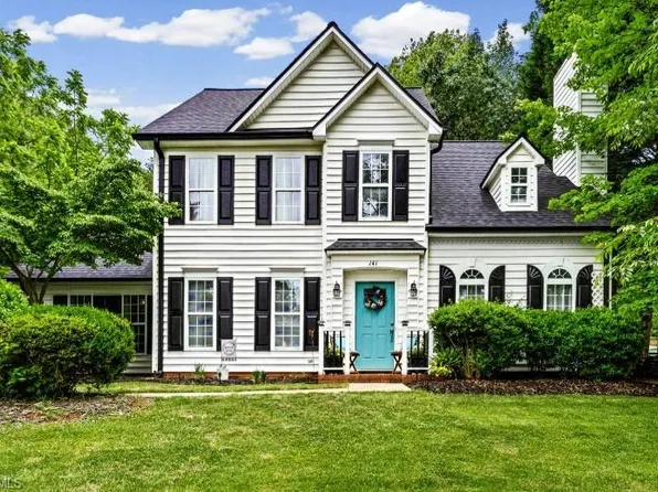 141 Leeds Ln, King, NC 27021