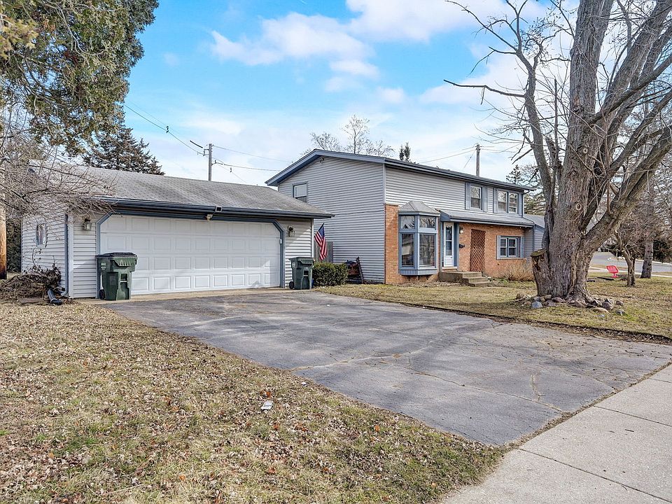 414 Woodlawn Dr, Mundelein, IL 60060 Zillow