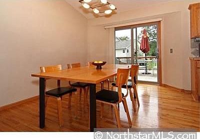 3rd image of 9410 Bataan St NE