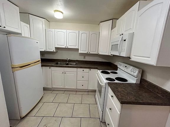 4th image of 3279 S 4140 W