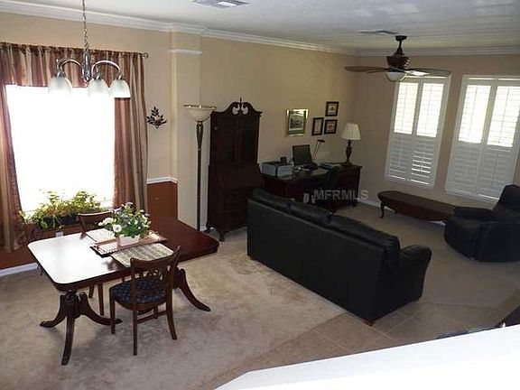 5th image of 913 Victoria Hills Dr S