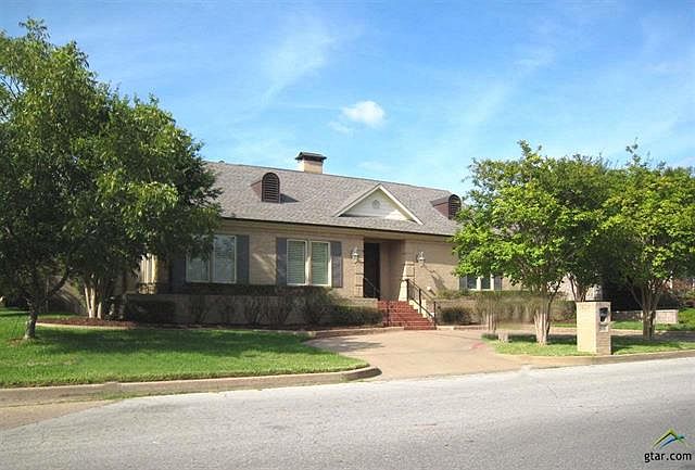 1st image of 615 Woodland Hills Dr