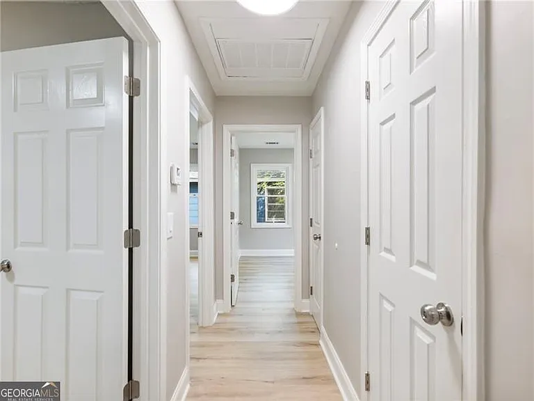 2862 Argyle Dr NW — Photo 9