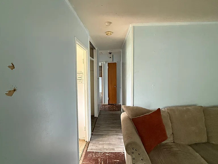 2640 S 5th St — Photo 7