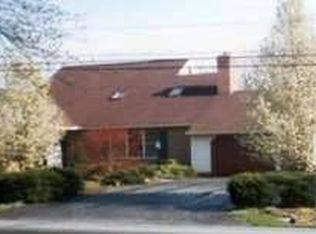 1004 Bear Creek Rd, Elizabethtown, PA 17022