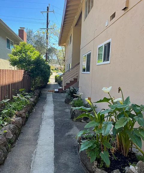 7 Oak Tree Ln #2 — Photo 7
