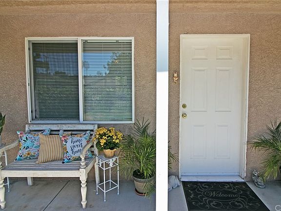 3rd image of 22031 Cantlay St