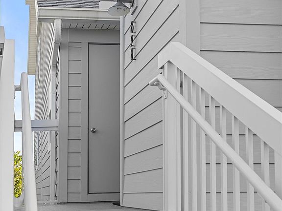 5th image of 898 Baybreeze Way #898