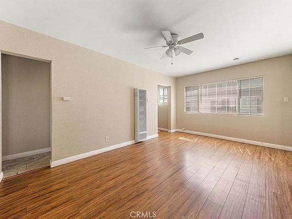 5th image of 410 E 21st St