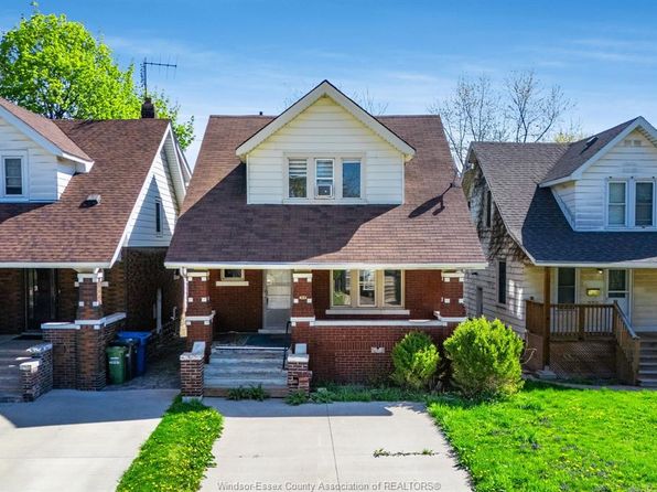 366 Rankin Ave, Windsor, ON N9B 2R7