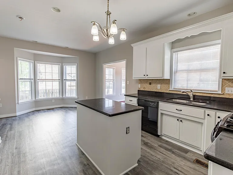 1716 Lakeview Ave — Photo 18