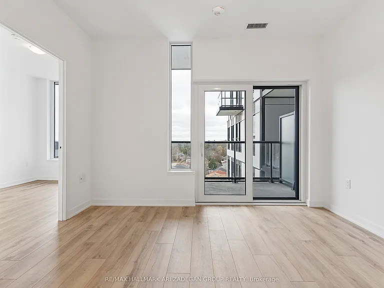 7437 Kingston Rd #820 — Photo 9