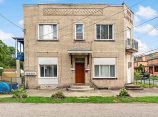 208 Woodkirk St, Carnegie, PA 15106