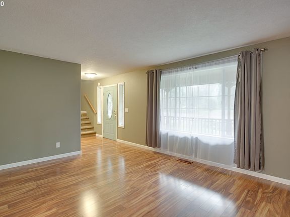 4th image of 11353 SE Wood Ave