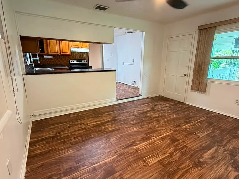 6432 Armco St — Photo 10