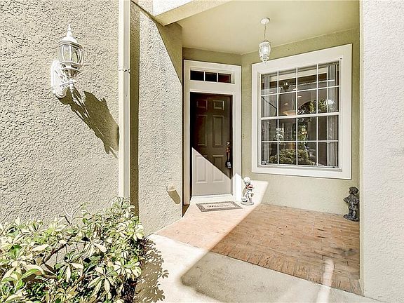 4th image of 2041 Park Crescent Dr