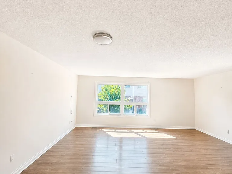 450 Pond Mills Rd #15 — Photo 13